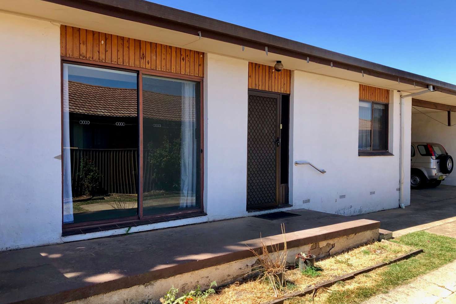 Main view of Homely unit listing, 2/475 Ainslie Avenue, Lavington NSW 2641