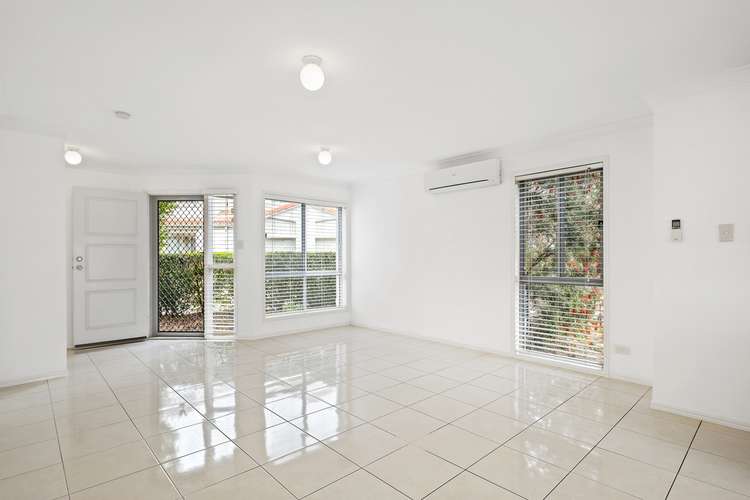 Third view of Homely townhouse listing, 18/11 Glin Avenue, Newmarket QLD 4051