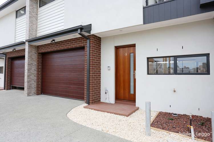 Main view of Homely townhouse listing, 3/23 Win-Malee St, Hadfield VIC 3046