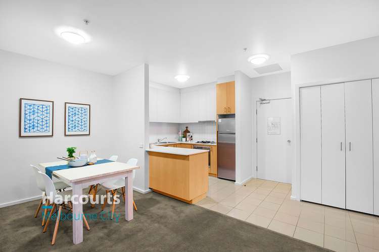 Third view of Homely apartment listing, 1103/250 Elizabeth Street, Melbourne VIC 3000