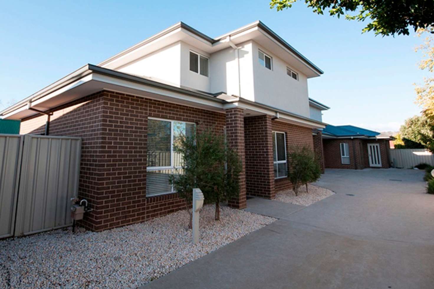Main view of Homely townhouse listing, 2/26 William Street, Wodonga VIC 3690