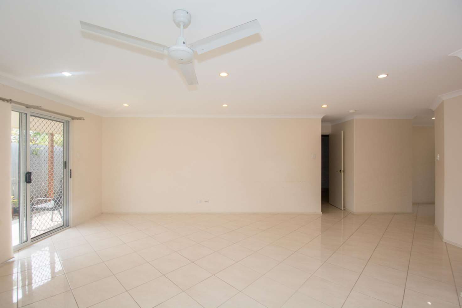 Main view of Homely unit listing, 2/187 George Street, Bundaberg West QLD 4670