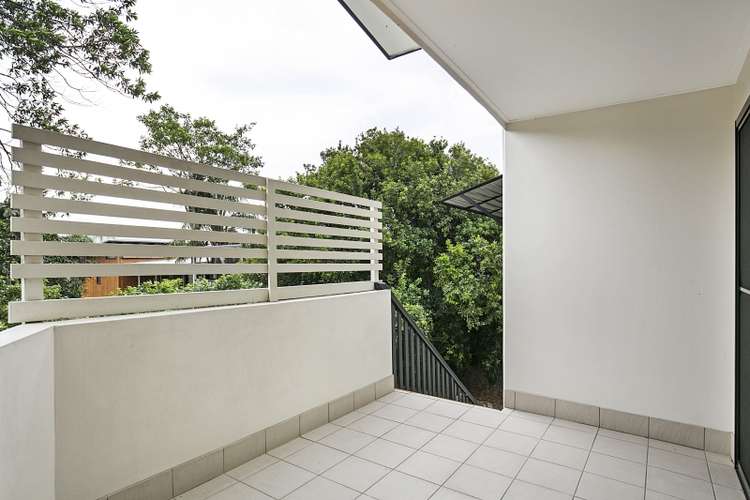 Second view of Homely unit listing, 2/310 Hawthorne Road, Hawthorne QLD 4171