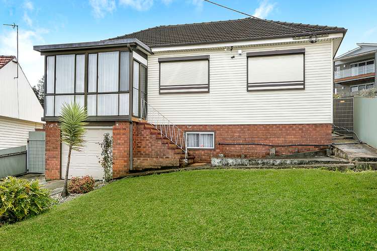 Fifth view of Homely house listing, 10 Ranchby Avenue, Lake Heights NSW 2502