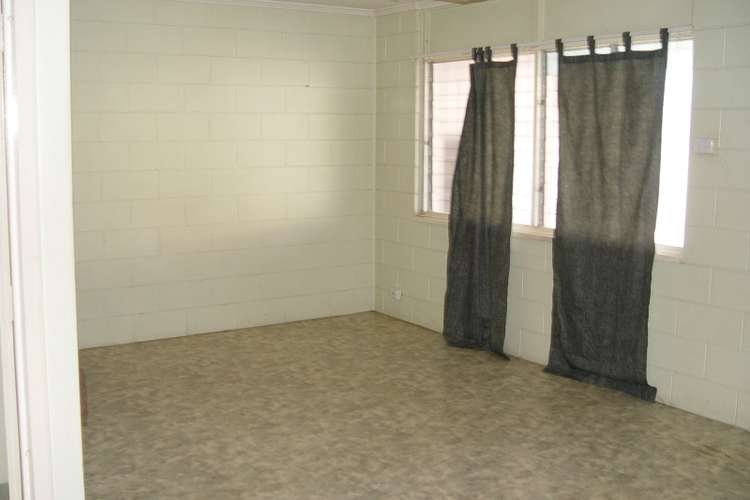 Third view of Homely apartment listing, 4/8 Primrose Street, North Ward QLD 4810