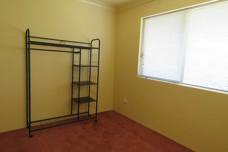 Fourth view of Homely apartment listing, 23 / 611 Kiewa Street, Albury NSW 2640