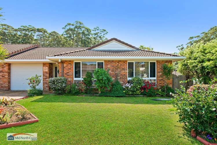 Main view of Homely villa listing, 2/32 Blackbutt Crescent, Laurieton NSW 2443