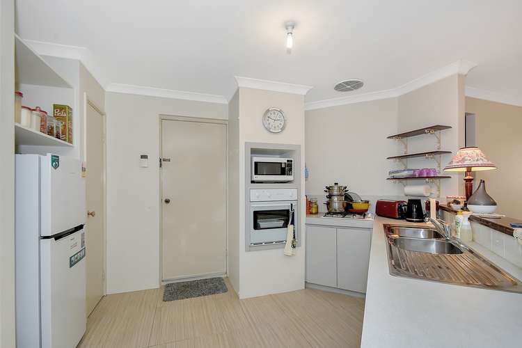 Fourth view of Homely house listing, 6 Woodview Retreat, Caversham WA 6055