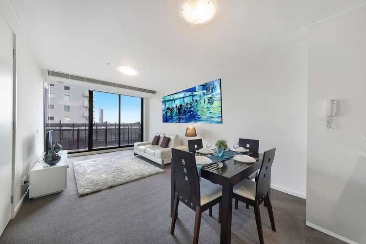 808/63 WHITEMAN STREET, Southbank VIC 3006