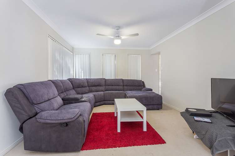 Third view of Homely apartment listing, 2/17 Golden Crest Pl, Bellbowrie QLD 4070