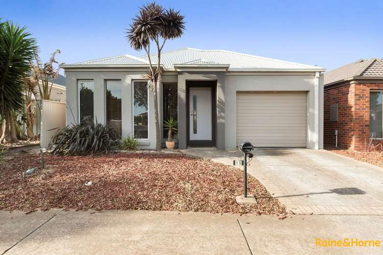 Main view of Homely house listing, 15 LYME PARK CIRCLE, Caroline Springs VIC 3023