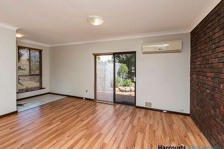 Fifth view of Homely semiDetached listing, 19A Ellerby Street, Glendalough WA 6016