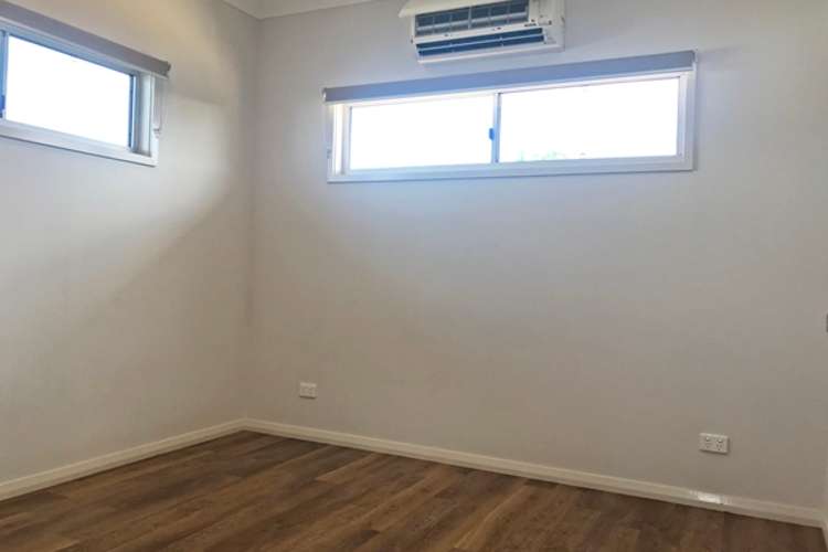 Fifth view of Homely unit listing, 6/25 Dalmatio Street, Bilingurr WA 6725