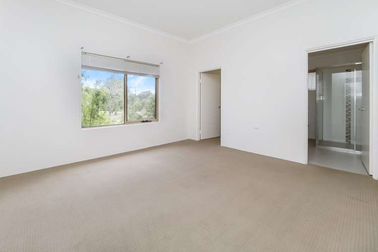 Fifth view of Homely house listing, 5 Ollave Circuit, Aveley WA 6069