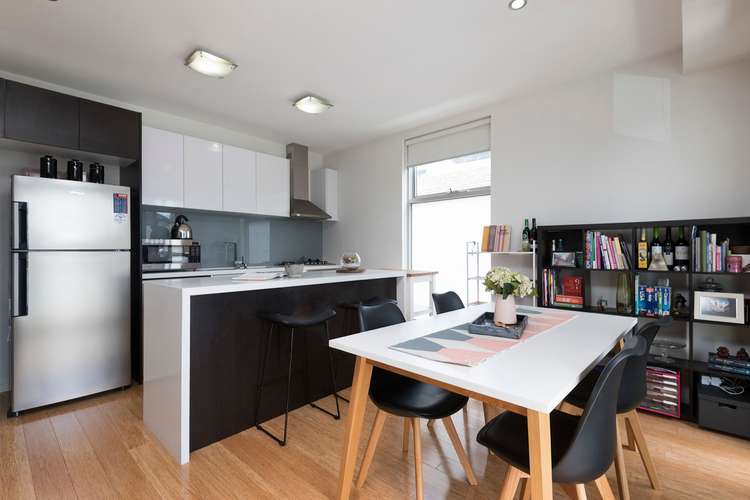 Fifth view of Homely apartment listing, 2/6 Sturt Street, Essendon VIC 3040
