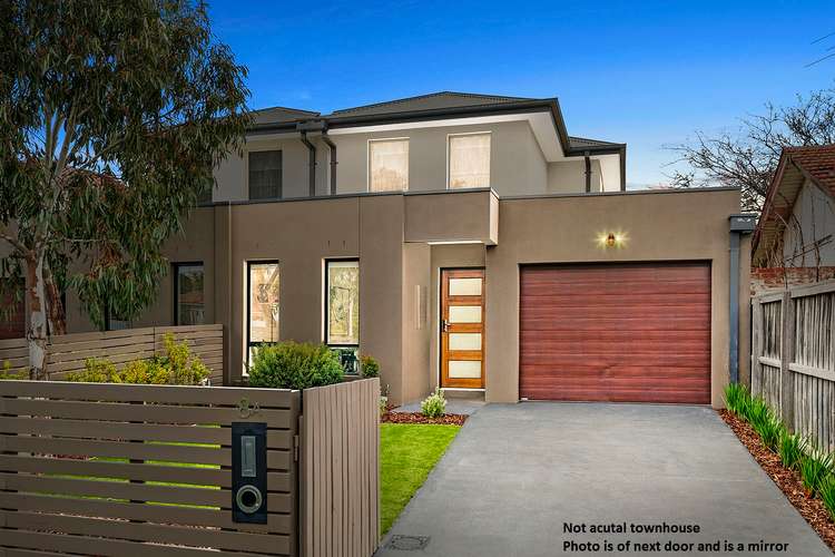 Main view of Homely townhouse listing, 8b Sinclair Street, Cheltenham VIC 3192
