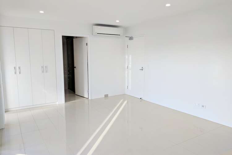 Third view of Homely unit listing, 307/9 Hooker Boulevard, Broadbeach QLD 4218