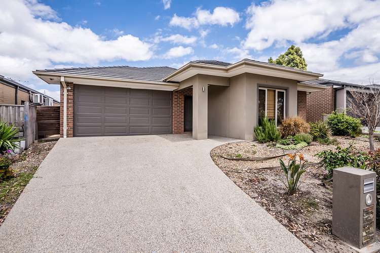Second view of Homely house listing, 17 White Gum Way, Cranbourne North VIC 3977