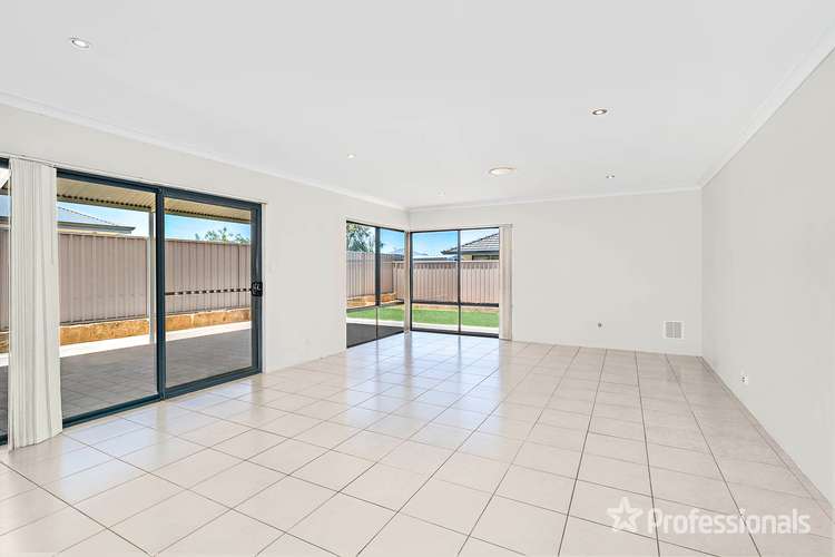 Fifth view of Homely house listing, 18 Beachcomber Hill, Glenfield WA 6532