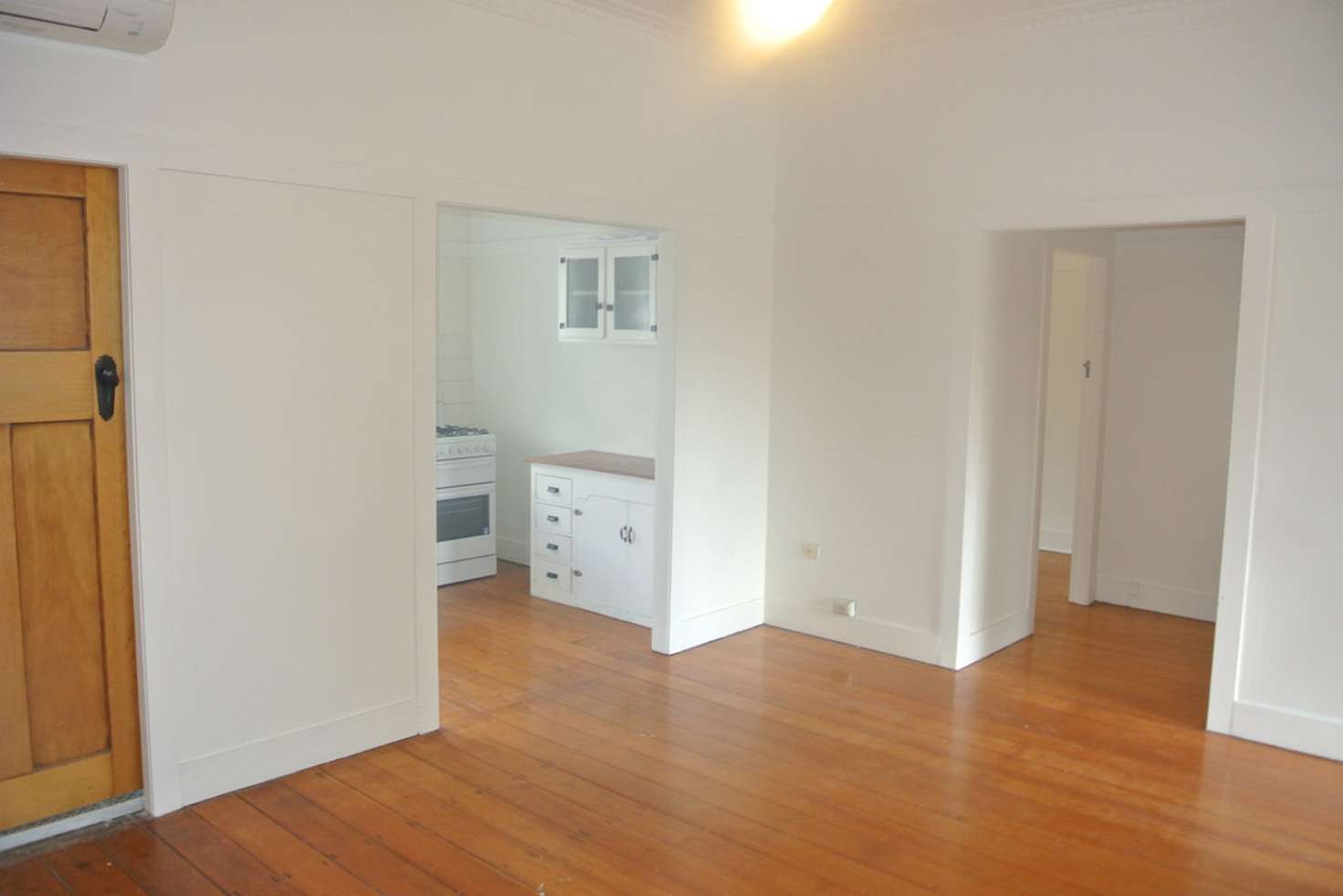 Main view of Homely unit listing, 2/21 Morris Street, Highgate Hill QLD 4101