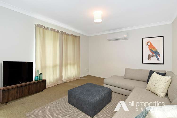 Second view of Homely house listing, 16 Seymore Court, Boronia Heights QLD 4124
