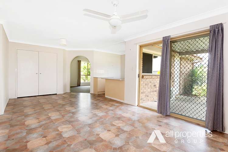 Fifth view of Homely house listing, 16 Seymore Court, Boronia Heights QLD 4124