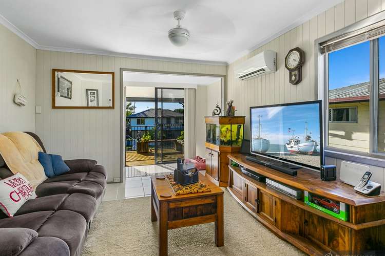Second view of Homely house listing, 28 Tamarix Avenue, Bray Park QLD 4500