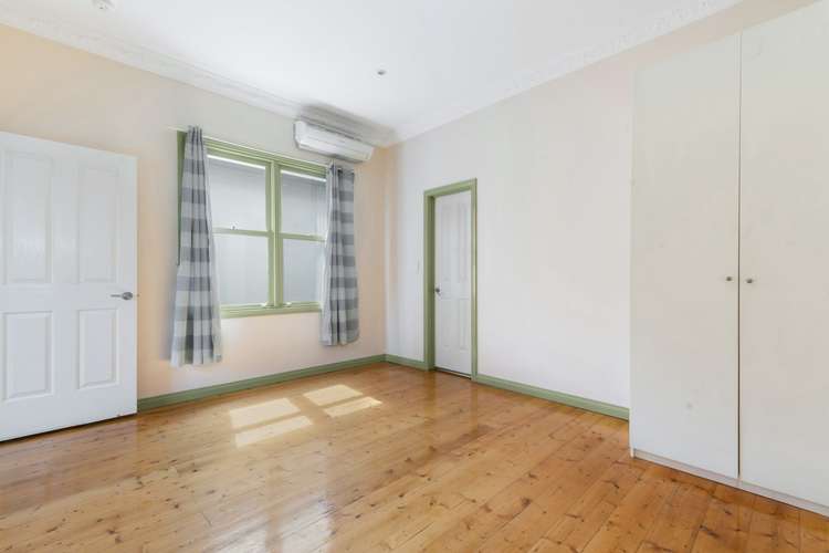 Main view of Homely unit listing, 4/4 Wiseman Street, Hawthorn East VIC 3123