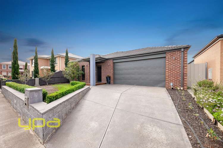 Second view of Homely house listing, 1 Maccloud Court, Deer Park VIC 3023