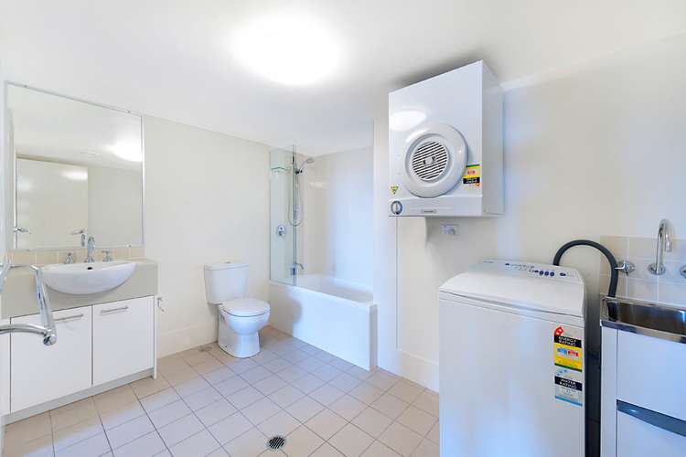 Fifth view of Homely unit listing, 3201/111 Lindfield Road, Helensvale QLD 4212