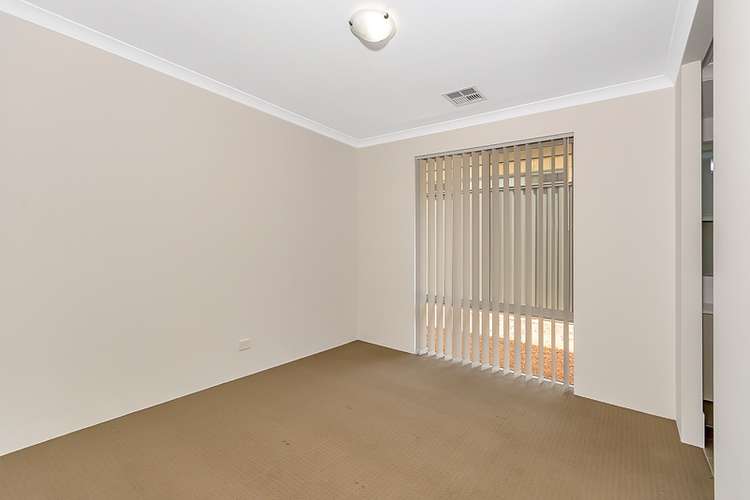 Fifth view of Homely house listing, 44 Sunstone Blvd, Treeby WA 6164