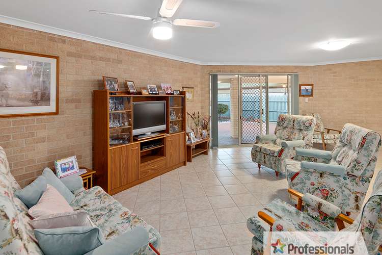 Fifth view of Homely house listing, 11 Bryant Close, Broadwater WA 6280