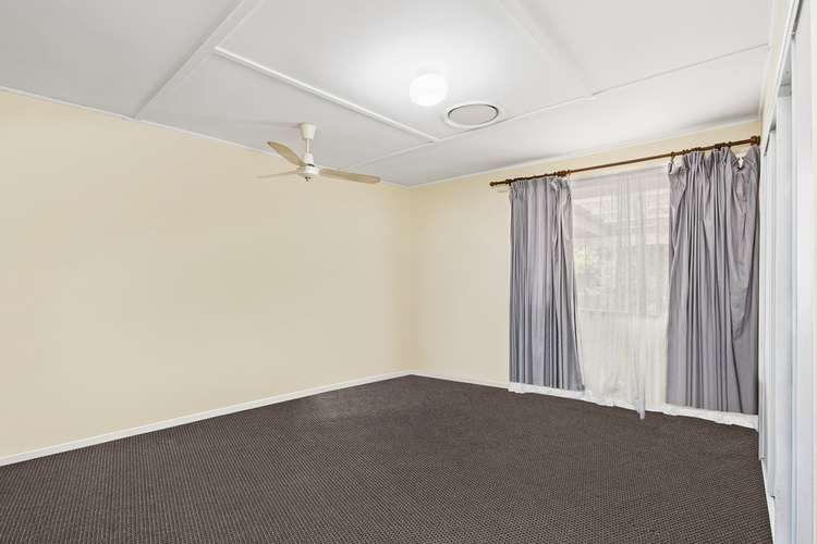 Fifth view of Homely house listing, 2 Prenter Crescent, Kippa-ring QLD 4021