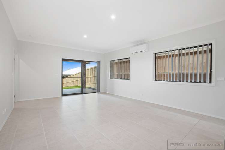Sixth view of Homely house listing, 25 Lagoon Avenue, Bolwarra Heights NSW 2320