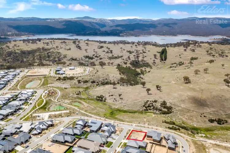 14 Leon Street, Googong NSW 2620