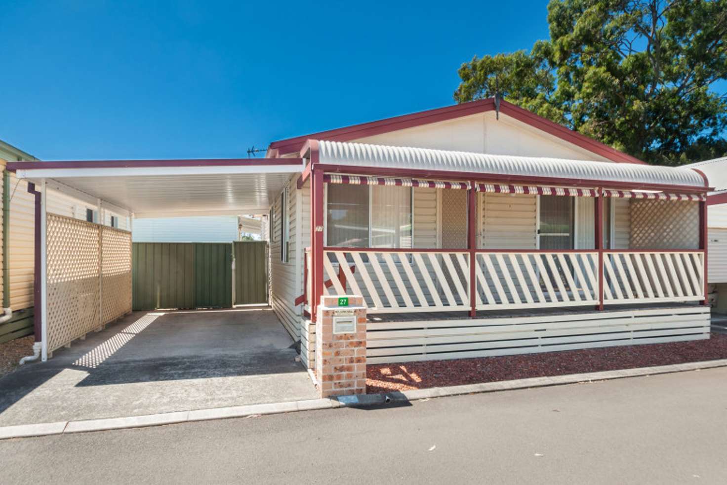 Main view of Homely house listing, 27 Willow Tree Avenue, Kanahooka NSW 2530