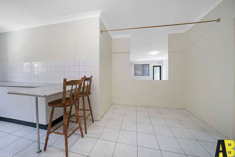 Sixth view of Homely unit listing, 4/51 Wigram Street, Harris Park NSW 2150