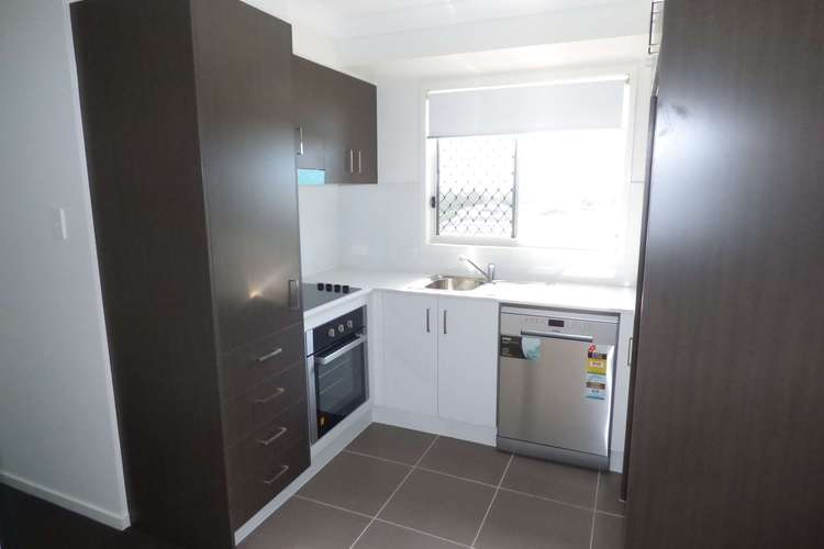 Third view of Homely townhouse listing, 2/50 Kanimbla, Holmview QLD 4207
