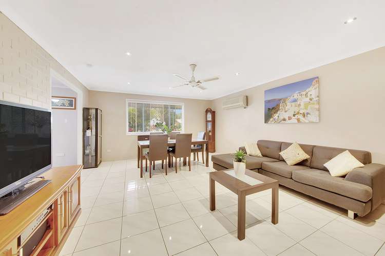 Third view of Homely house listing, 7 Alexandra Close, Clinton QLD 4680