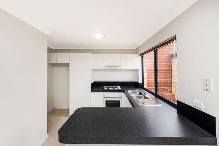 Seventh view of Homely townhouse listing, 14 LOCKWOOD COURT, Bicton WA 6157