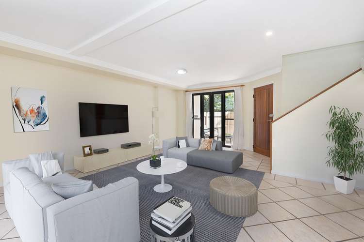 Main view of Homely townhouse listing, 2/2 Hartley Street, Camp Hill QLD 4152