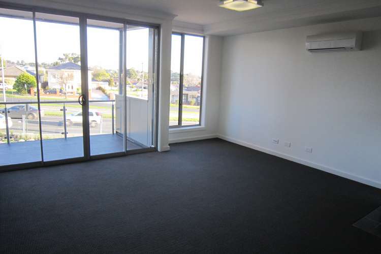 Main view of Homely apartment listing, 9/2 Yarra Bing Crescent, Burwood VIC 3125