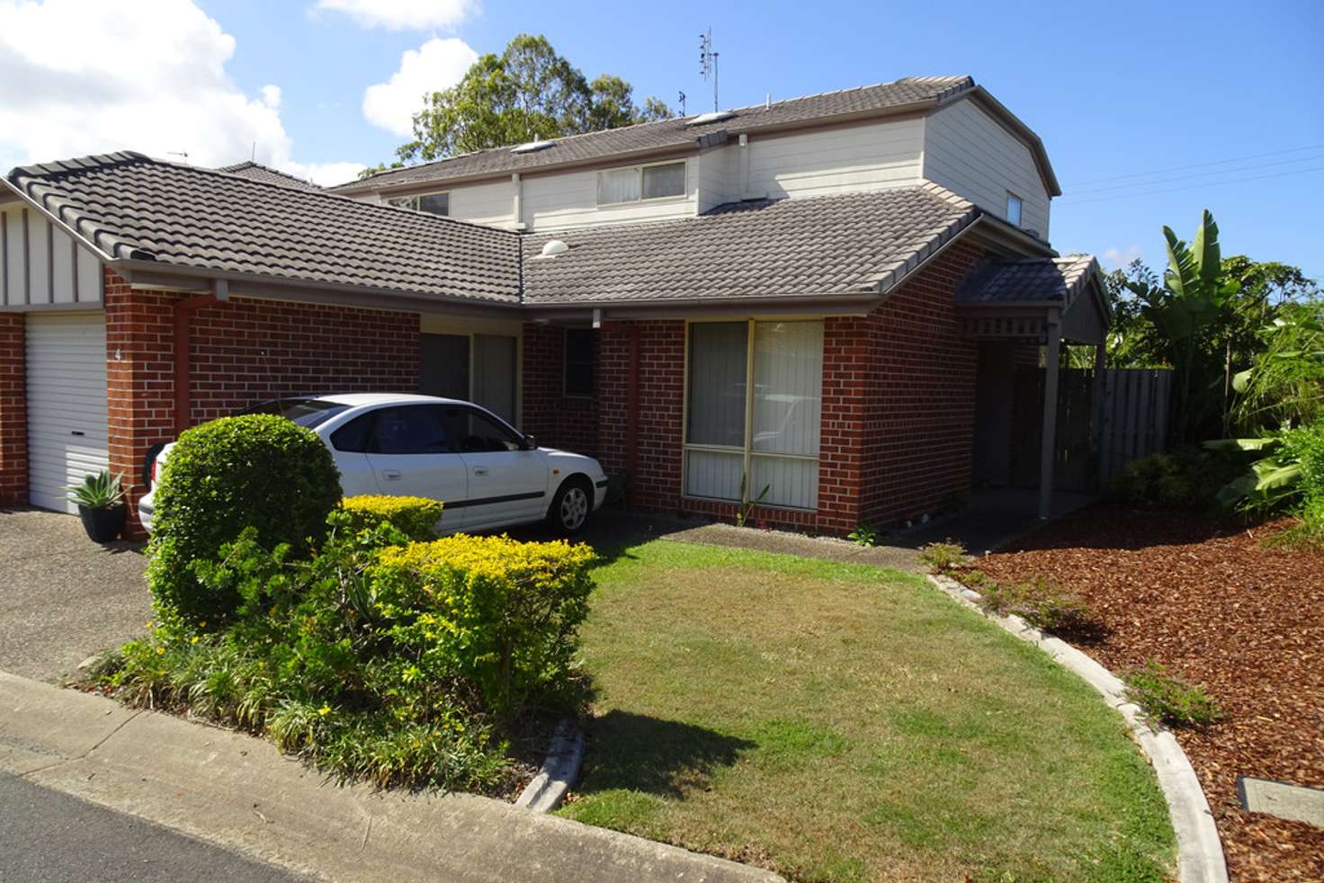 Main view of Homely townhouse listing, 4/406 Pine Ridge Road, Coombabah QLD 4216