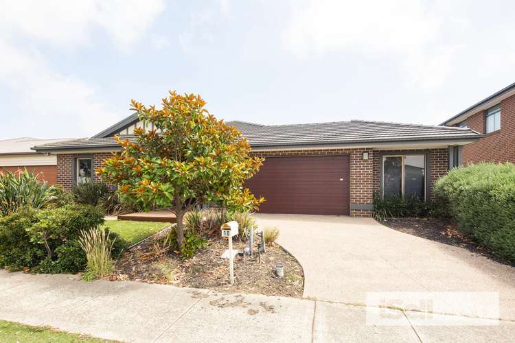 Second view of Homely house listing, 10 Mountainview Boulevard, Cranbourne North VIC 3977