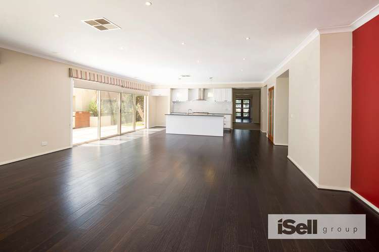 Fourth view of Homely house listing, 10 Mountainview Boulevard, Cranbourne North VIC 3977