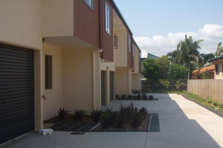 Second view of Homely townhouse listing, 2/9 Cornelius Street, Clontarf QLD 4019