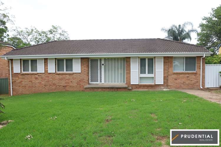 Main view of Homely house listing, 4 Omaru Cr, Bradbury NSW 2560