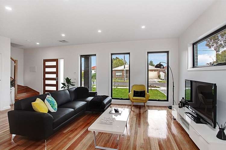 Fourth view of Homely townhouse listing, 1/21 Mahon Avenue, Altona North VIC 3025