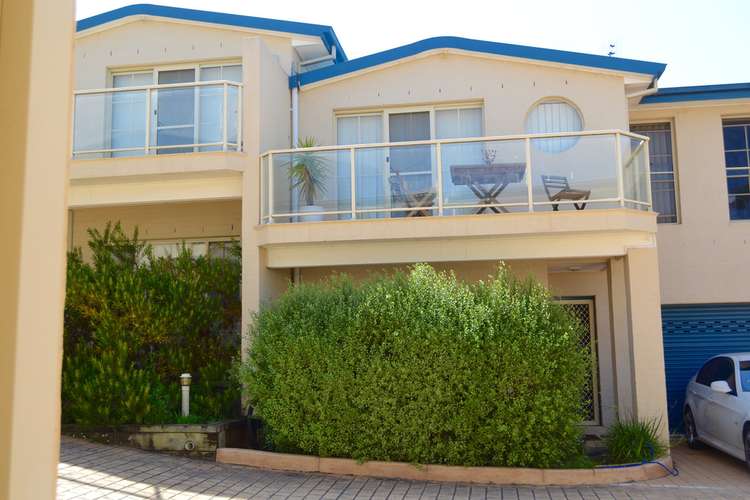 Main view of Homely townhouse listing, 17/9 Tomerong Street, Huskisson NSW 2540