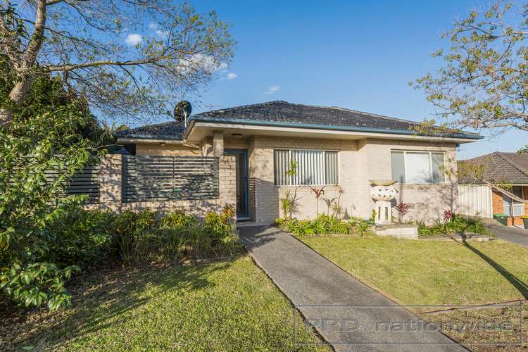 Main view of Homely house listing, 1/3 Pyalla Avenue, Aberglasslyn NSW 2320